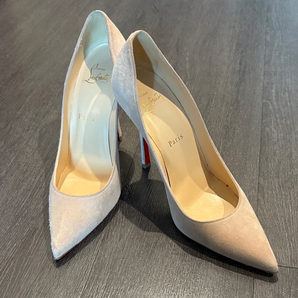 💯Authentic Christian Louboutin Nude Heels